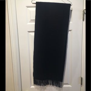 Cashmere Scarf By Eric Bompard Navy 